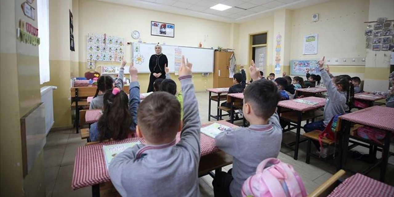 Okullarda Ara Tatil Sonrası İlk Ders Zili Bugün Çalacak