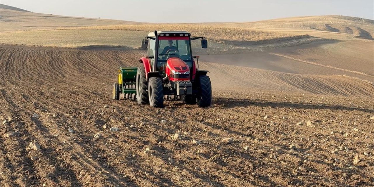 Yozgat'ta Kuraklık Nedeniyle Buğday Ekimi Kasım Ayına Sarktı
