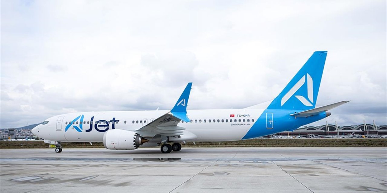 Ajet’in 2 Yeni "Boeing 737-8 Max" Uçağı İstanbul’a Geldi