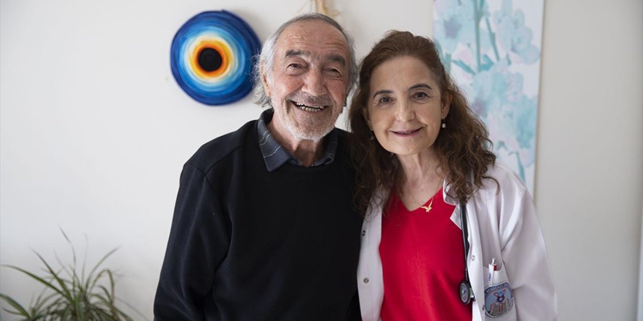 Doktor Kızının Erken Teşhisiyle Kanseri Yenen Baba 16 Yıldır Rahat Nefes Alıyor