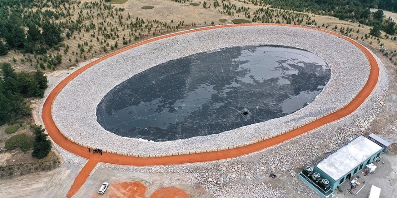 Kars'ın Kış Turizmi Kayak Merkezine Kurulan Suni Karlama Sistemiyle Güçleniyor