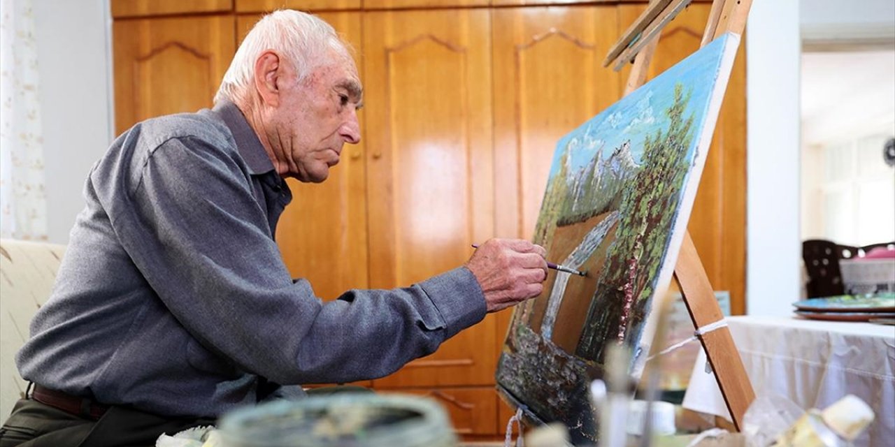 Emekli Pilot Resim Tutkusunu Emekliliğinde de Sürdürüyor