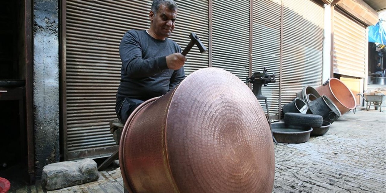 Bakırcılığın Kahramanmaraş'taki Son Temsilcileri Mesleği Yaşatmaya Çalışıyor