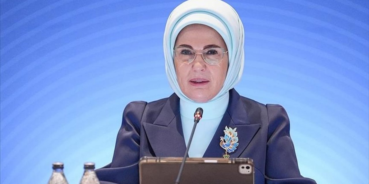 Emine Erdoğan'dan 20 Kasım Dünya Çocuk Hakları Günü'ne İlişkin Paylaşım