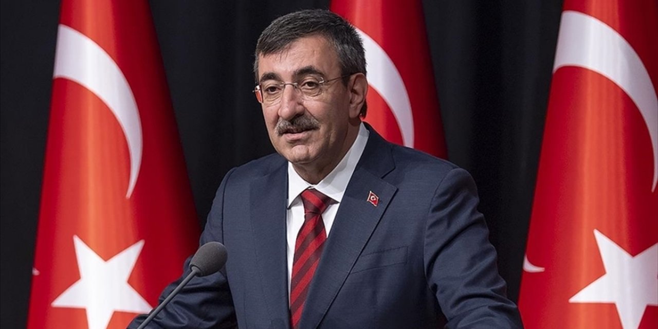 Cumhurbaşkanı Yardımcısı Yılmaz: Turkcell ve Google Cloud'un 3 Milyar Dolarlık Yatırımı Diğer Yatırımları Tetikleyecek