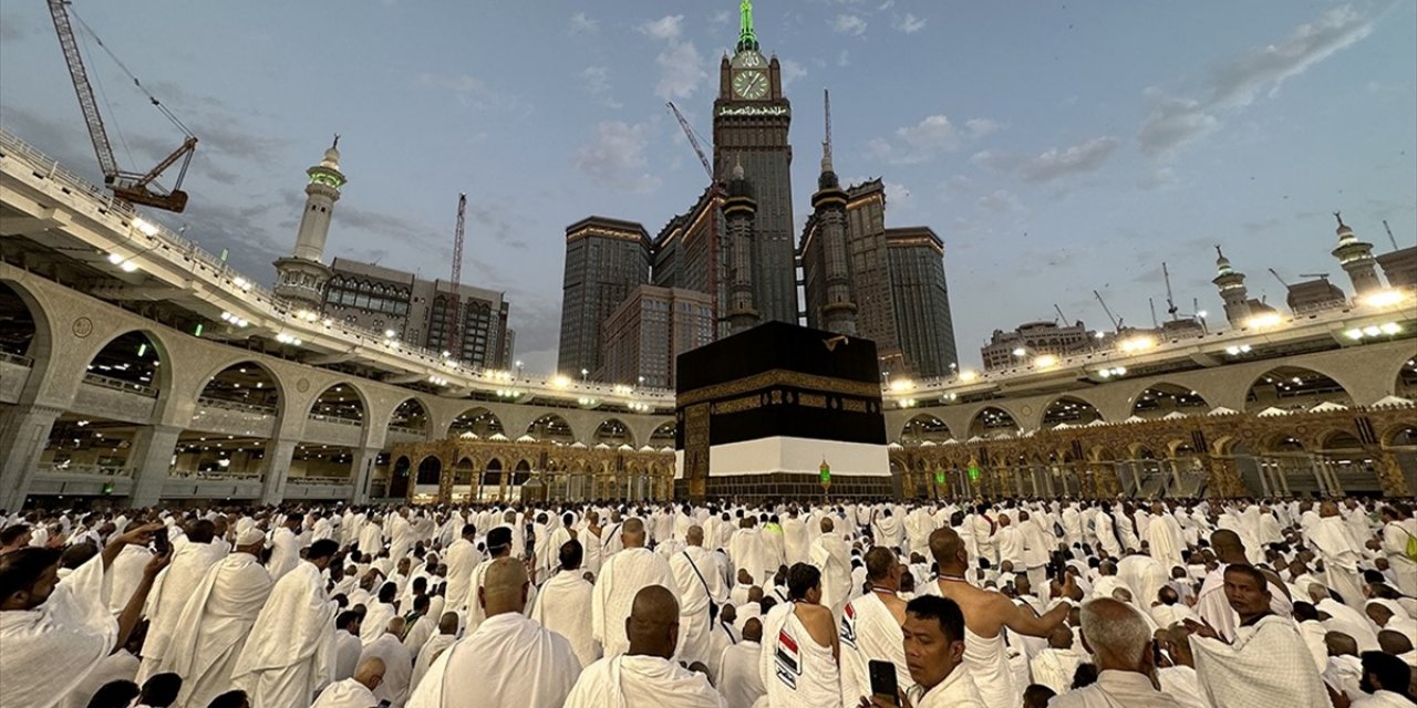 Diyanet'ten Hacı Adaylarına "Pasaport Geçerlilik Süresi" Uyarısı