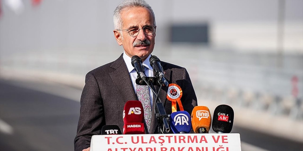 Bakan Uraloğlu: Önümüzdeki Yıl Bursa'mıza Yüksek Hızlı Trenle Seyahat Edeceğiz