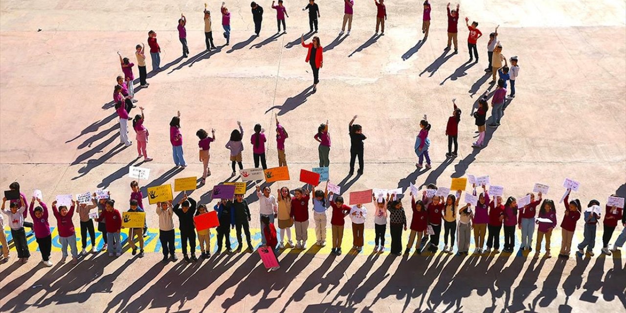 Diyarbakır'da Öğrenciler "Akran Zorbalığı"na Karşı Etkinliklerle Bilinçlendiriliyor