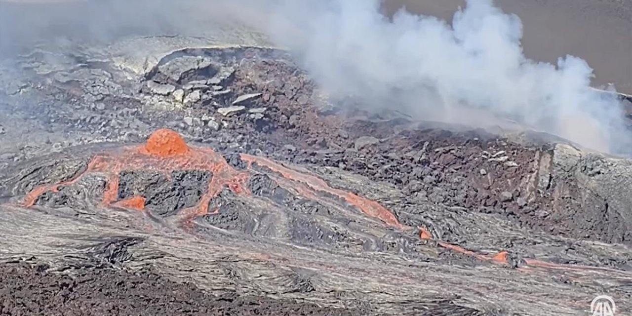 Hawaii'de Kilauea Yanardağı'nın Yeniden Güçlü Şekilde Lav Püskürtebileceği Tahmin Ediliyor