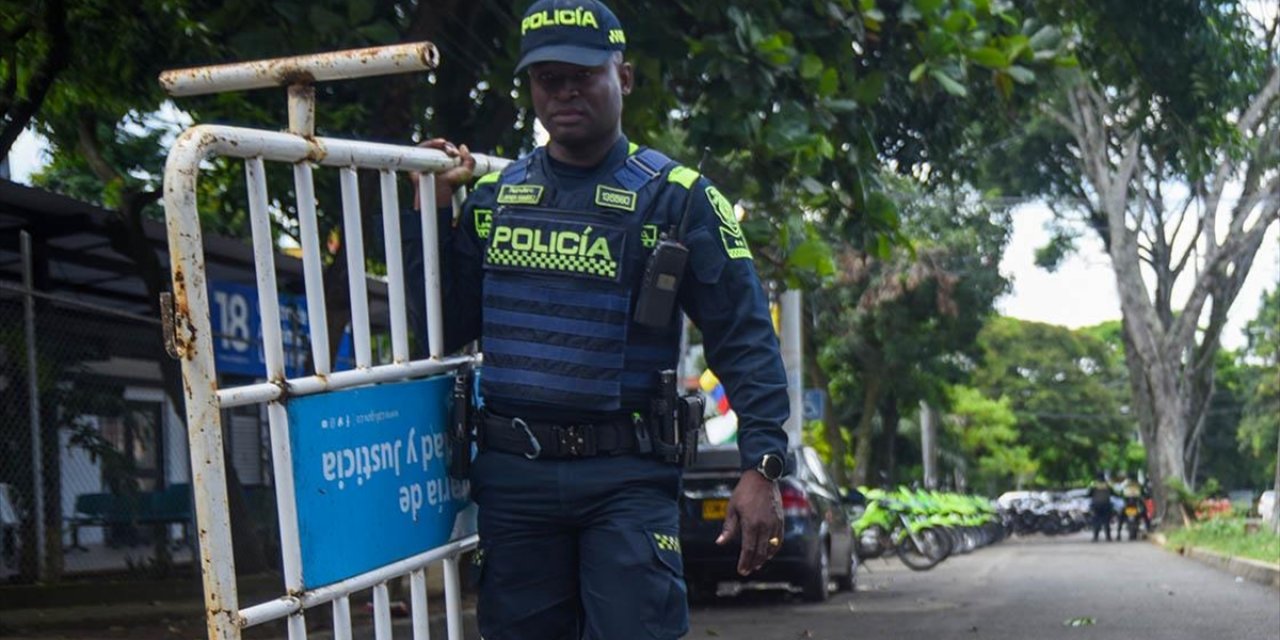 Kolombiya'da Yahudi Tarikata Yapılan Otel Baskınında 17 Çocuk Koruma Altına Alındı