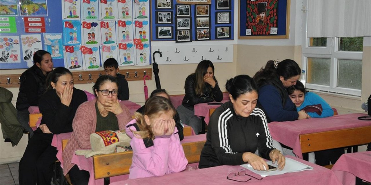 24 Kasım Öğretmenler Günü'nde Motosikletin Çarpması Sonucu Hayatını Kaybeden Öğretmenin Okulunda Yas Hakim