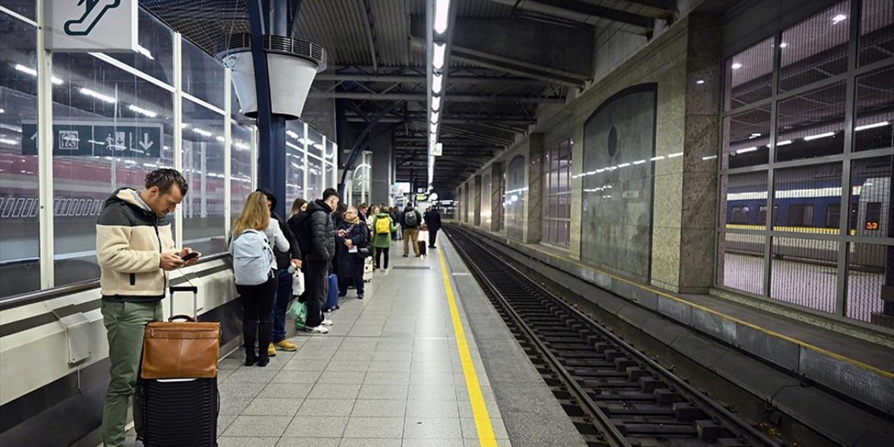 Belçika'da Grev Dalgası Devam Ediyor