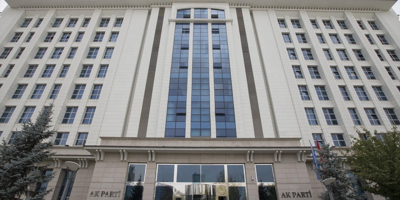 AK Parti'den 81 İlde Üye Sayısını Artırmak İçin Yeni Çalışma