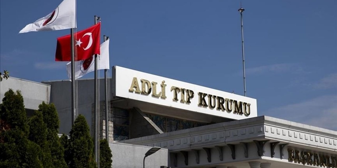 Fatih'te Böcek Ailesinin Otelde Uygulanan İlaca Bağlı Zehirlenme Sonucu Öldüğü Belirlendi