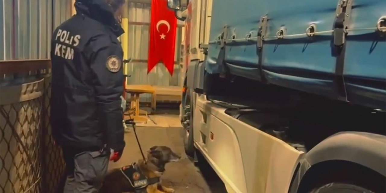 Mersin ve Erzurum'daki Operasyonlarda 447,5 Kilogram Uyuşturucu Ele Geçirildi