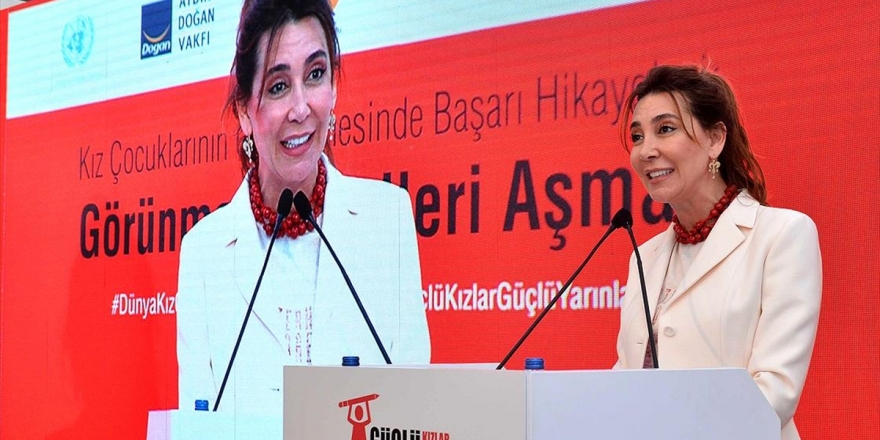 'Dünya Kız Çocukları Günü' Konferansı İstanbul'da Düzenlendi