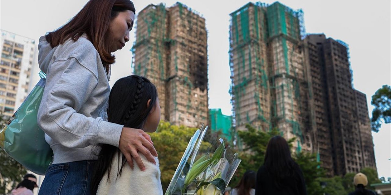 Hong Kong'da Tai Po Yangınında Hayatını Kaybedenler İçin 3 Gün Yas İlan Edildi