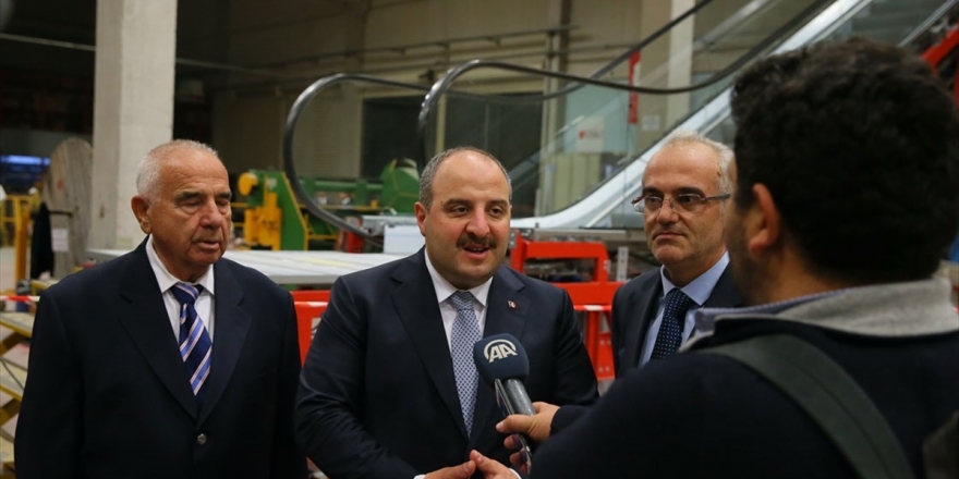 Bakan Varank'tan 'Yerli Malı Kullanın' Çağrısı