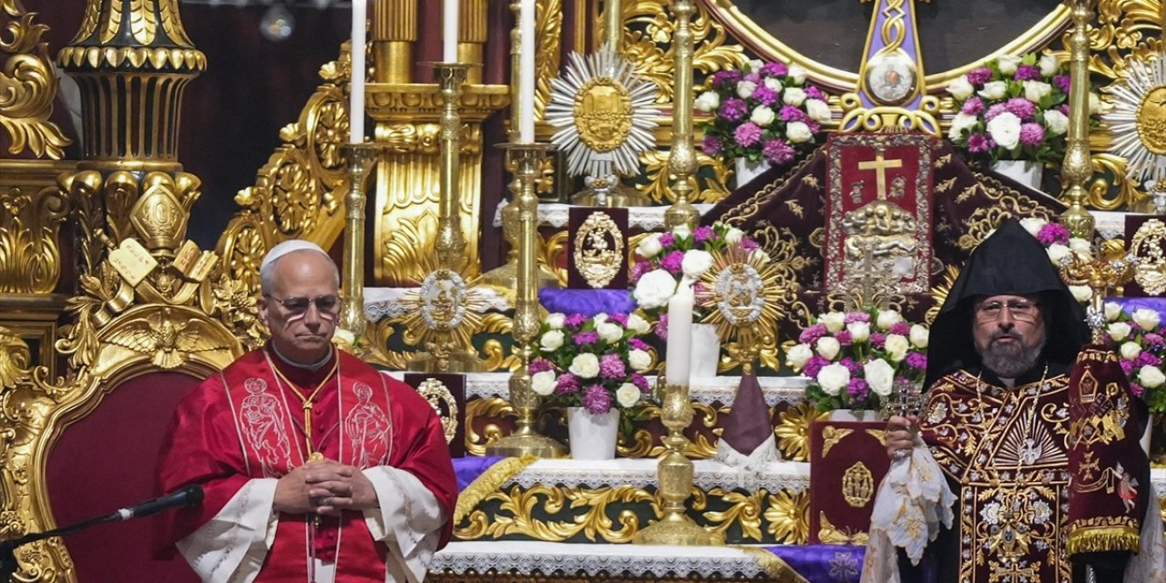 Vatikan Devlet Başkanı Papa 14. Leo, Kumkapı Meryem Ana Patriklik Kilisesi'ni Ziyaret Etti