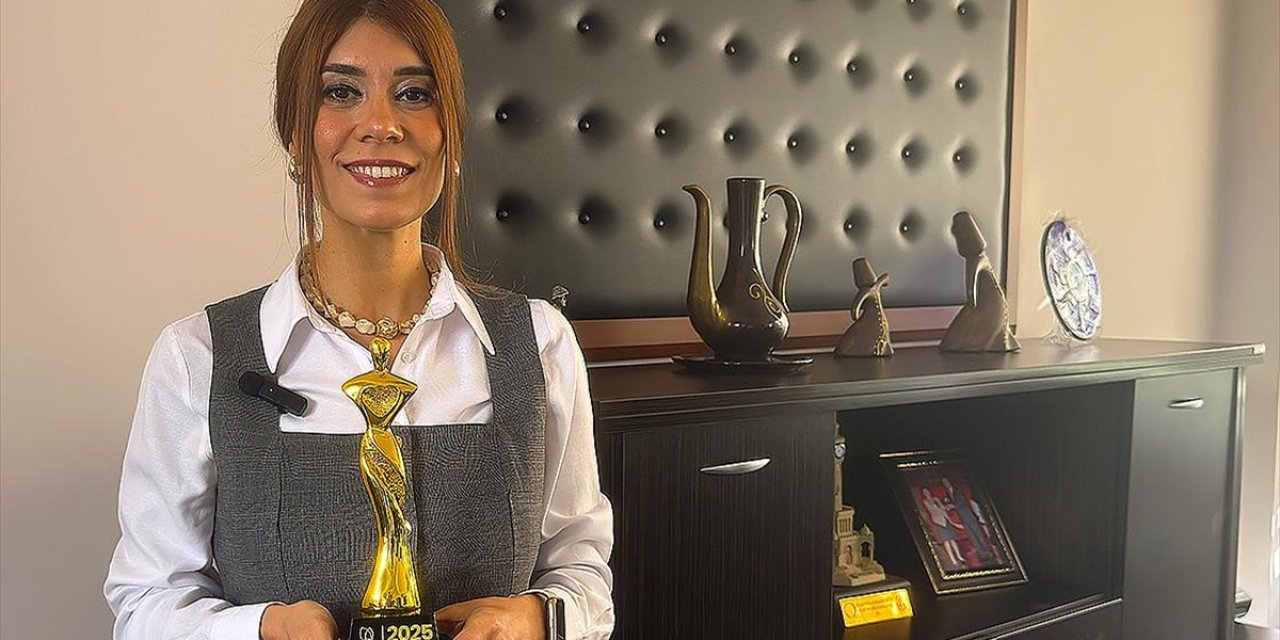 İzmirli Didem Öğretmen, Projeleriyle İngiltere'den Ödülle Döndü