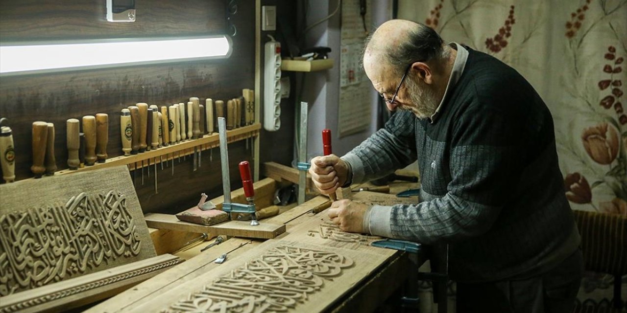 Ailesinin 100 Yıldır Yaptığı Oymacılık Bitmesin Diye Mesleği Evinin Kilerinde Sürdürüyor