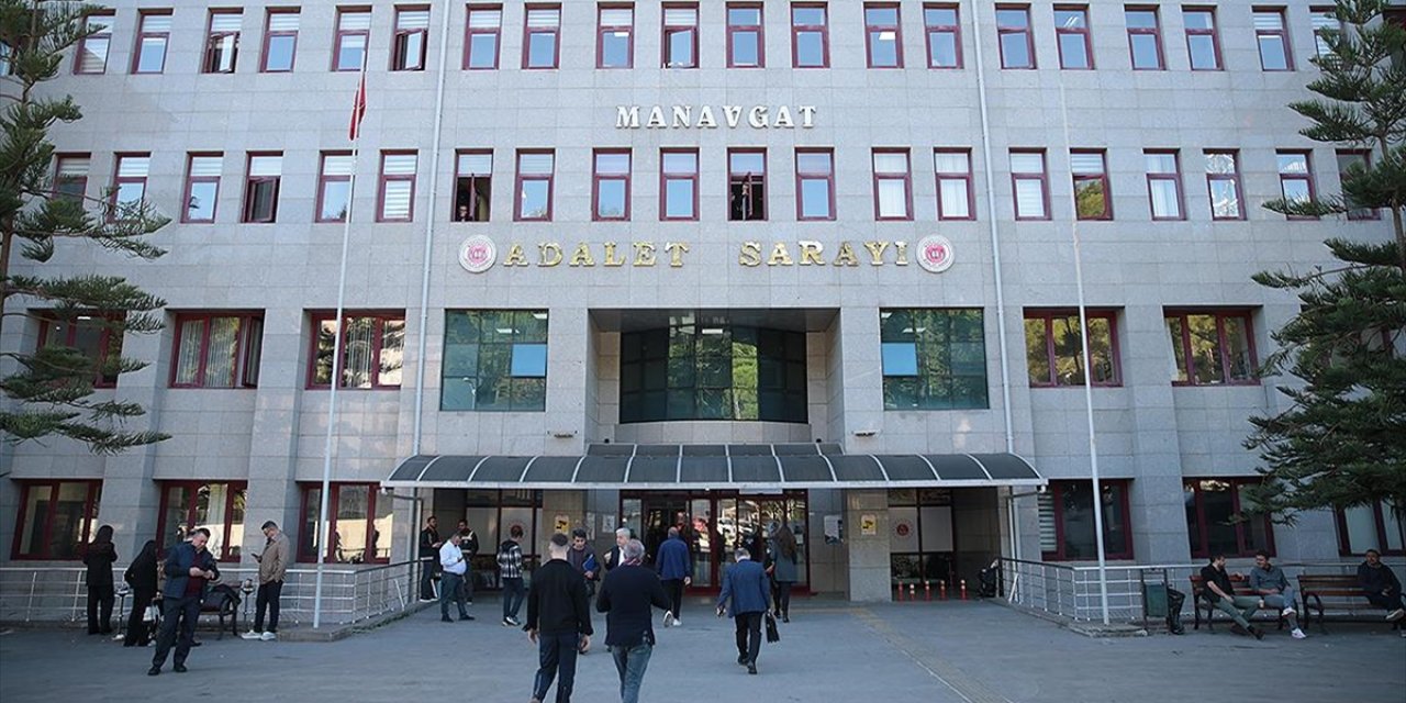 Manavgat Belediyesine Yönelik "Rüşvet" Davası Sanıklarının Yargılanması Sürüyor