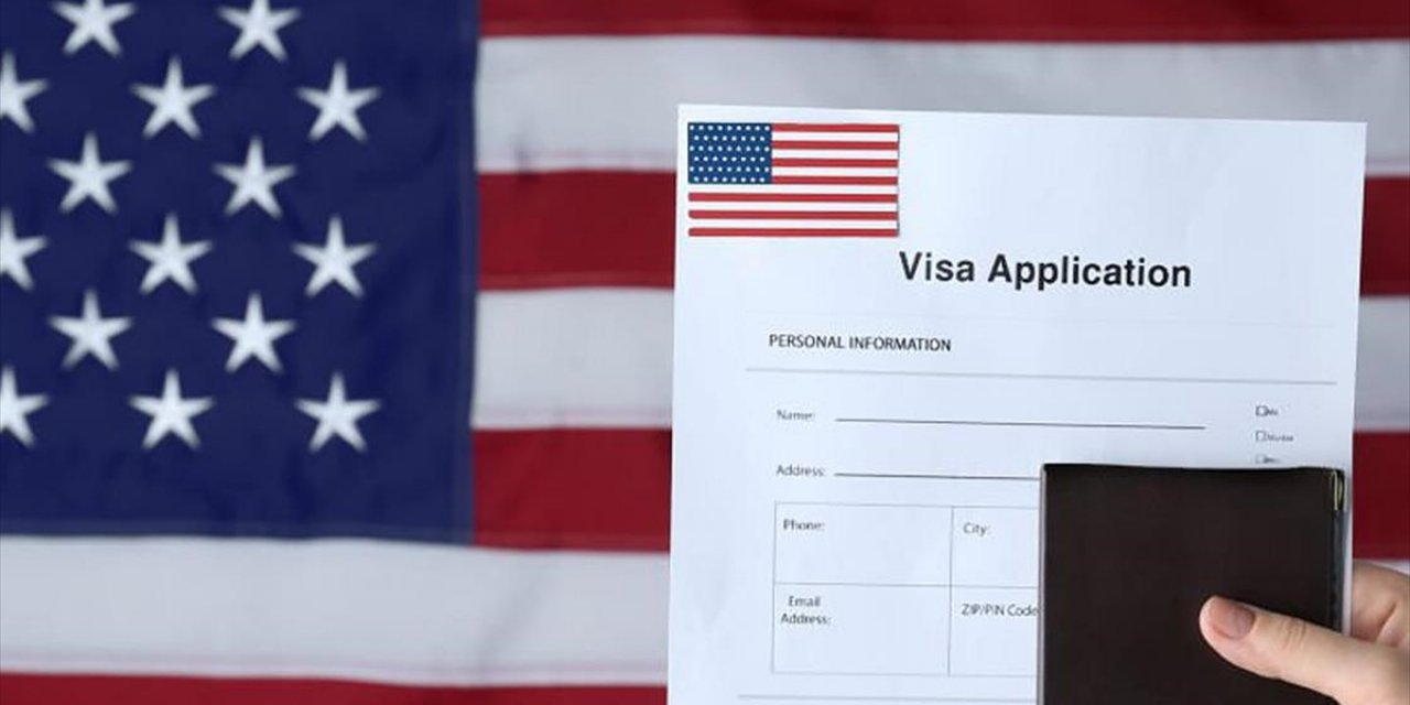 ABD, Ülkedeki Sığınmacıların Çalışma İzni Süresini 5 Yıldan 18 Aya Düşürdü