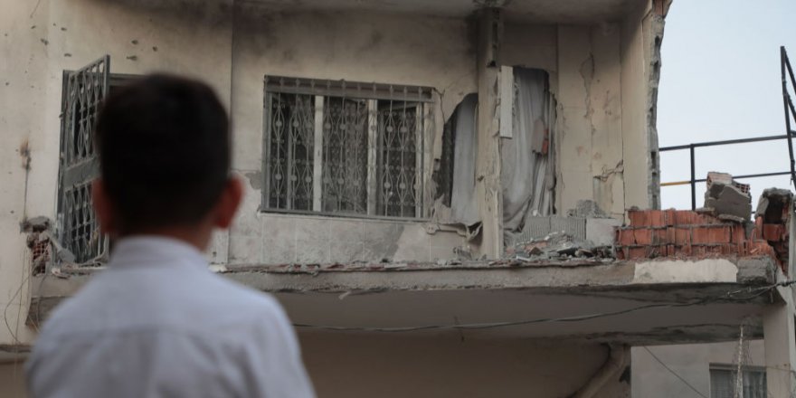Nusaybin'de Sivillere Havanlı Saldırı: 8 Kişi Hayatını Kaybetti, 35 Yaralı