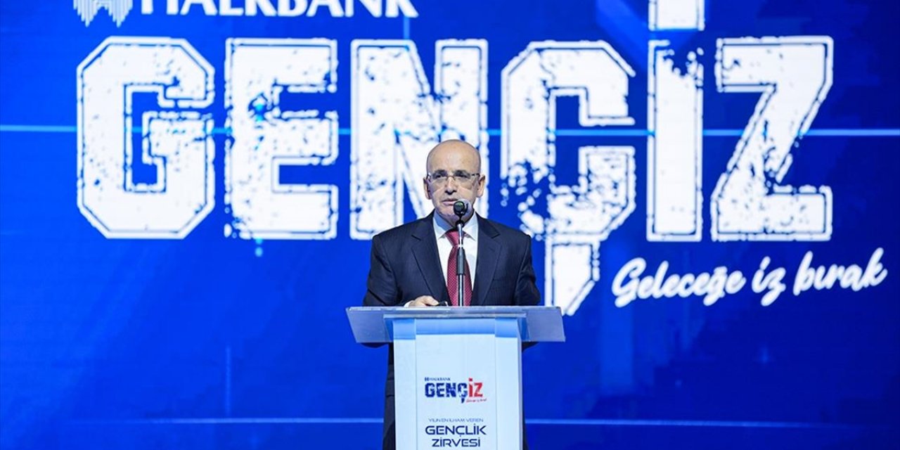 Hazine ve Maliye Bakanı Şimşek: Enflasyon Düşüyor, Düşmeye Devam Edecek