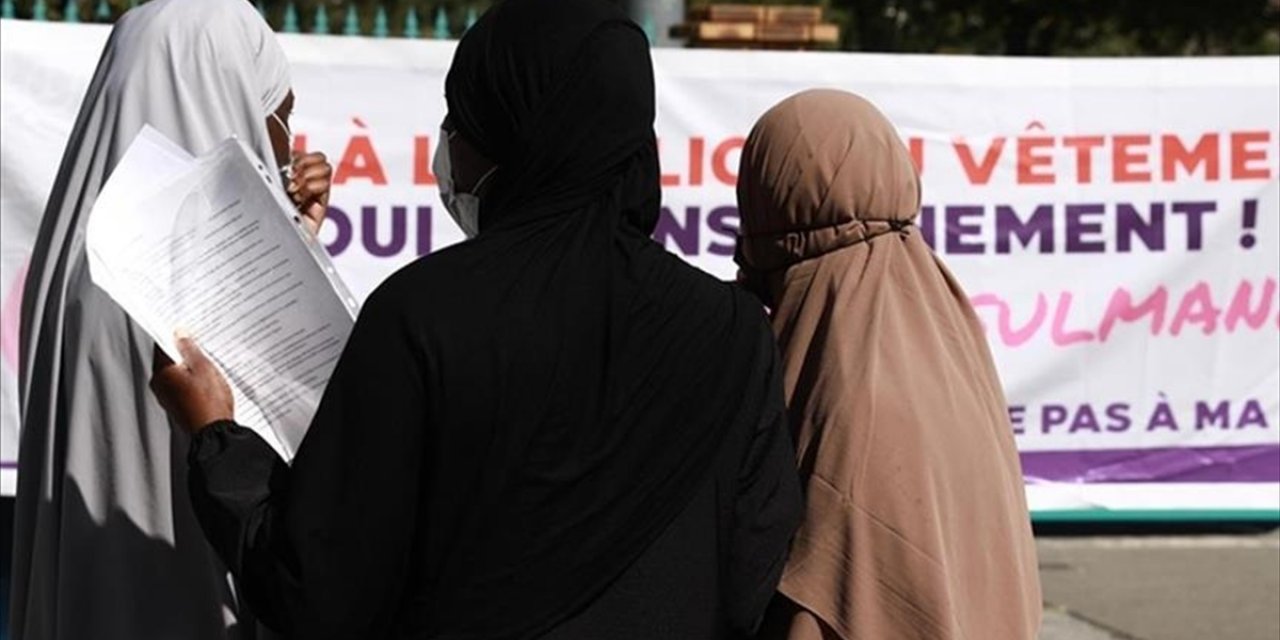 Fransa'da Özellikle Müslümanlara Karşı Dine Dayalı Ayrımcılık Arttı