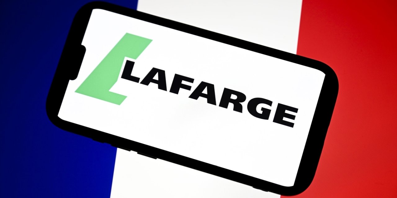 Lafarge'ın Eski Çalışanı, Firmanın Suriye'deki Çalışanlarının Hayatını Tehlikeye Attığını Söyledi