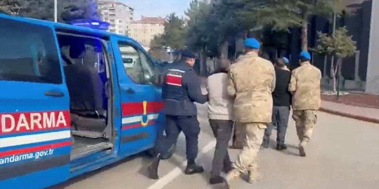 Tefecilik, Yağma ve Tehdit Suçlarına Yönelik Operasyonlarda 25 Şüpheli Yakalandı