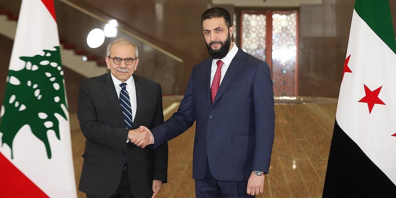 Suriye Cumhurbaşkanı Şara, Lübnan Başbakanı Selam İle Katar'da Görüştü