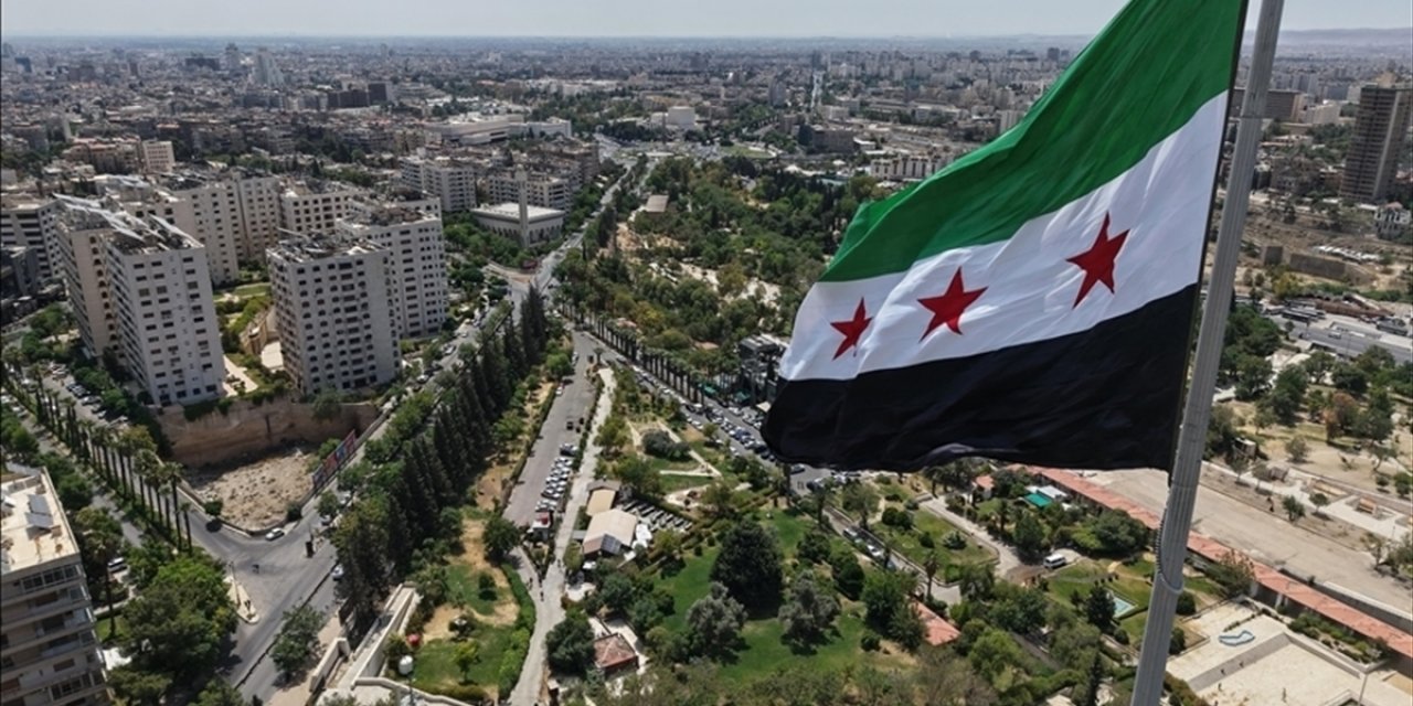 Küme Vakfının Raporuna Göre Suriye'de İstikrar Dış Müdahalenin Sınırlanması ve İç Entegrasyonla Mümkün