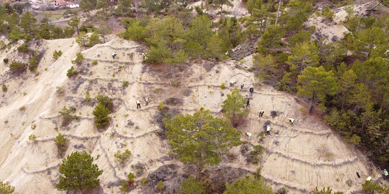 Orman İşçileri Erozyona Karşı da Sahada