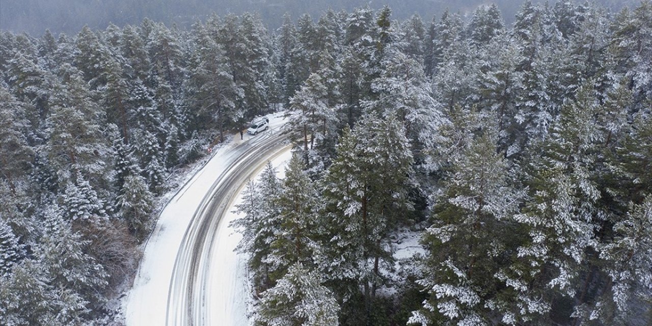 Türkiye'nin Bazı Bölgeleri İçin Kuvvetli Yağış İle Kar ve Fırtına Uyarısı