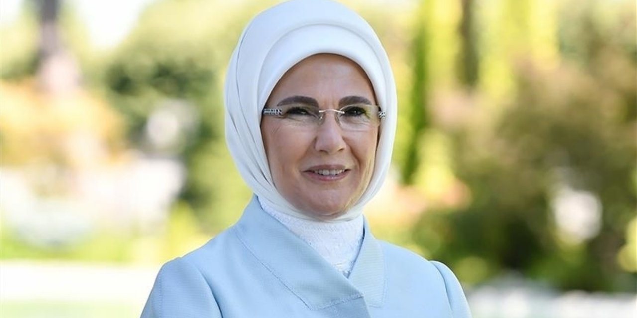 Emine Erdoğan'dan "2026 Uluslararası Sıfır Atık ve Sürdürülebilirlik Yarışması"na İlişkin Paylaşım