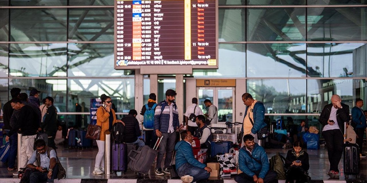 Hindistan'ın En Büyük Hava Yolu Şirketi Indigo'da Aksaklıklar Nedeniyle Uçuş İptalleri Sürüyor