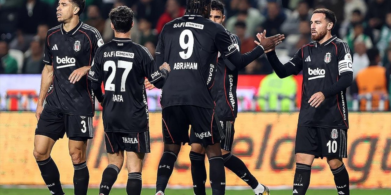 Beşiktaş Bu Sezon "Bir İleri İki Geri"