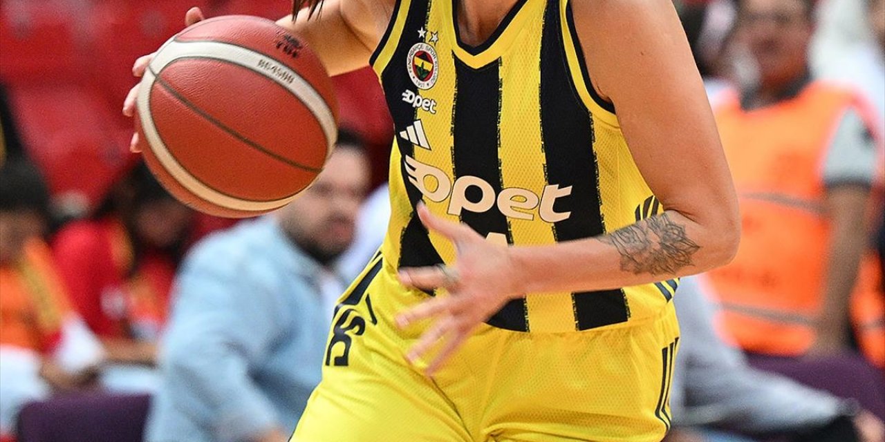 Fenerbahçe Opet Kadın Basketbol Takımı Yarın Reyer Venezia'yı Konuk Edecek