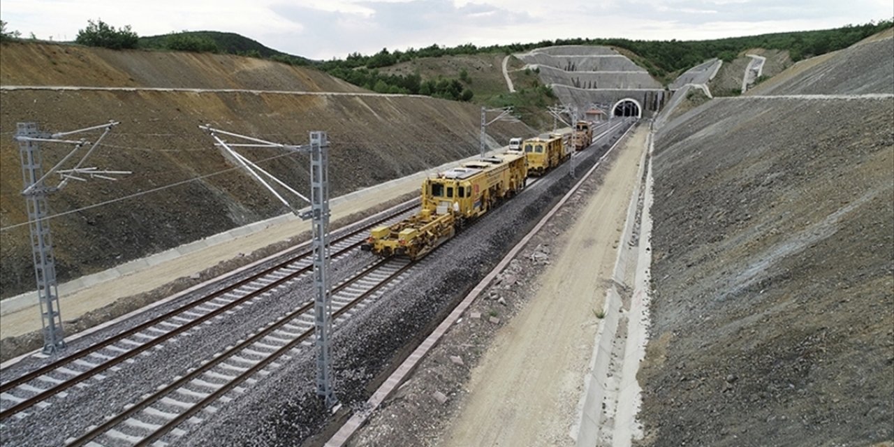 Türkiye'nin Demir Yolu Altyapısının Modernizasyonuna 350 Milyon Avro Dış Finansman