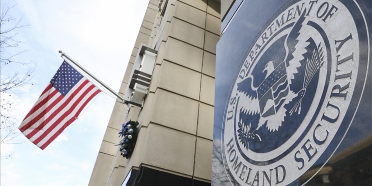 Trump Yönetimi 1 Milyon Dolarlık "Altın Kart" İle Hızlandırılmış Vize Programını Başlattı