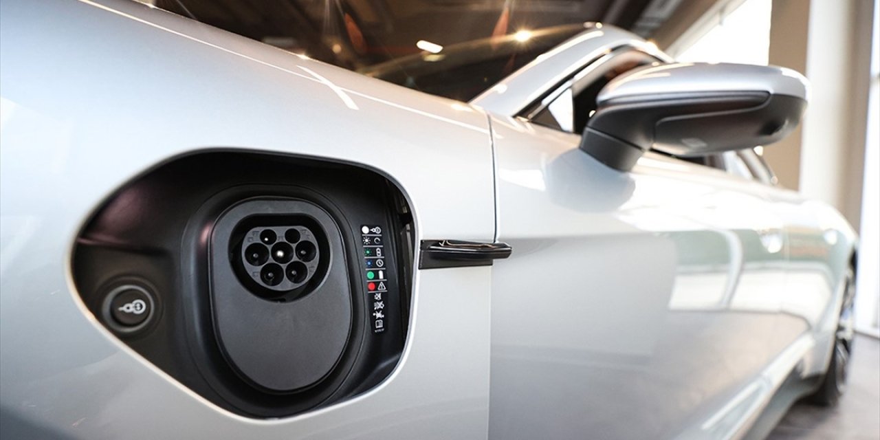 Dünyada Bu Yıl Elektrikli Araç Satışları 18,5 Milyona Ulaştı