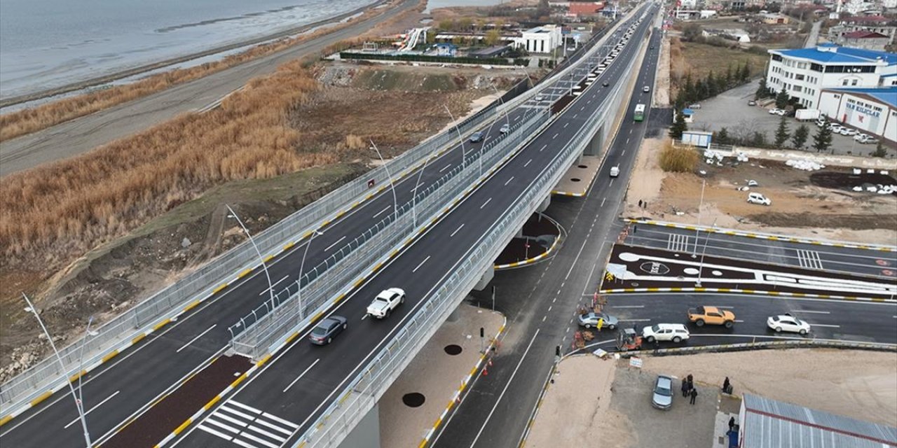 Van Çevre Yolu'nun 28 Kilometrelik İki Etabı Açılıyor