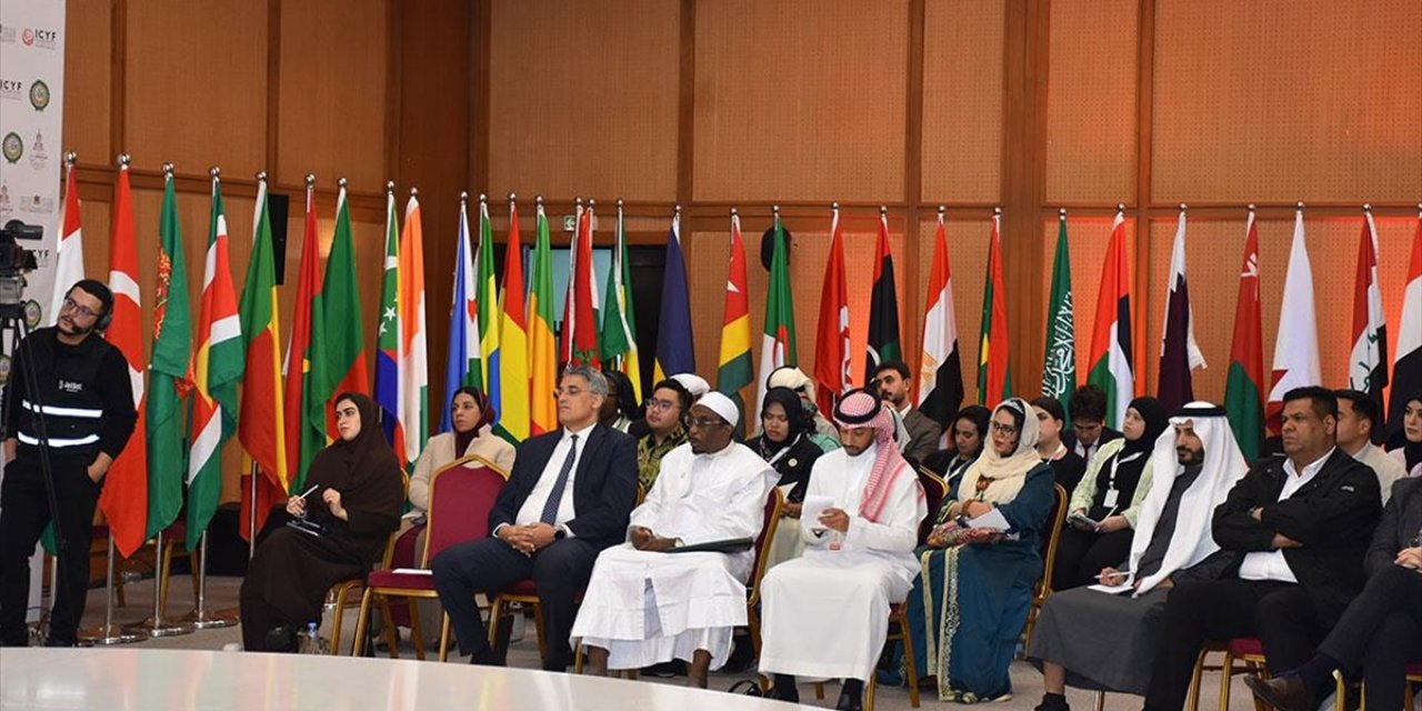 İslam Ülkelerinden Gençler Demokrasi, Barış ve Güvenliği Konuşmak İçin Fas'ta Buluştu