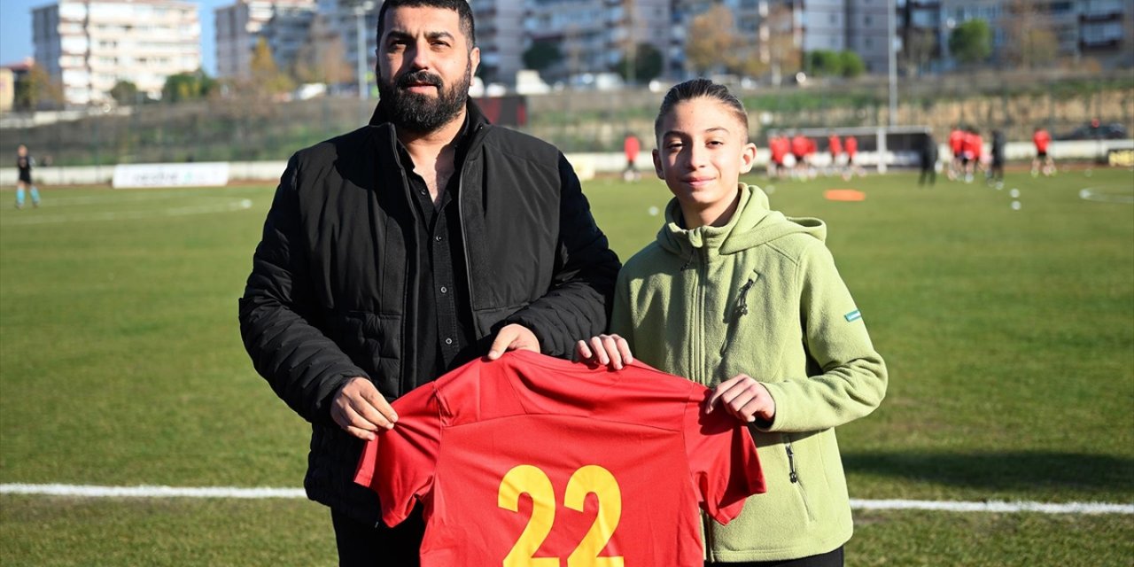 Edirnespor'a Harçlığını Bağışlayan 12 Yaşındaki Can Bartu, Takıma Destek Çağrısında Bulundu