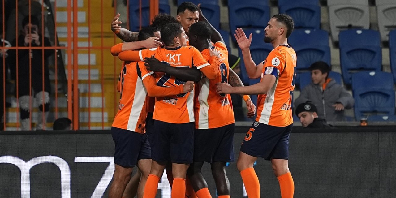 Rams Başakşehir, Süper Lig'de Yarın Samsunspor'a Konuk Olacak