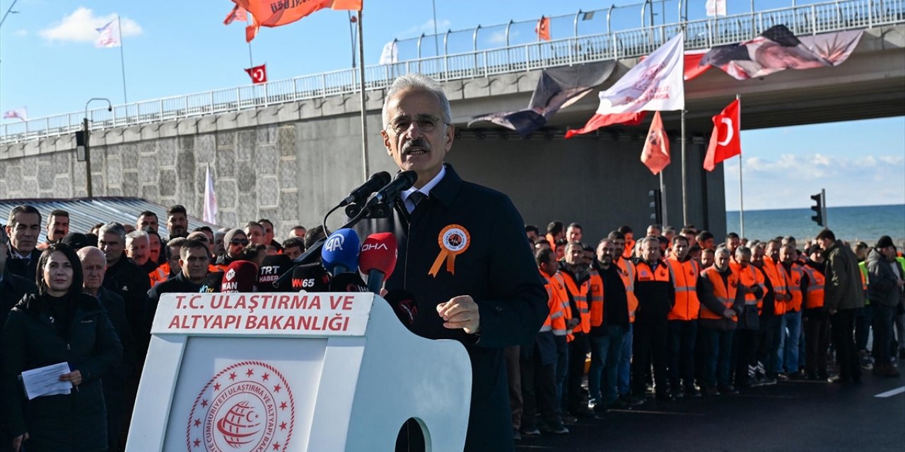 Bakan Uraloğlu: Türkiye Yüzyılı Vizyonuyla Yatırım, İstihdam, Üretim ve İhracat Odaklı Büyüme Stratejimizi Sürdürüyoruz