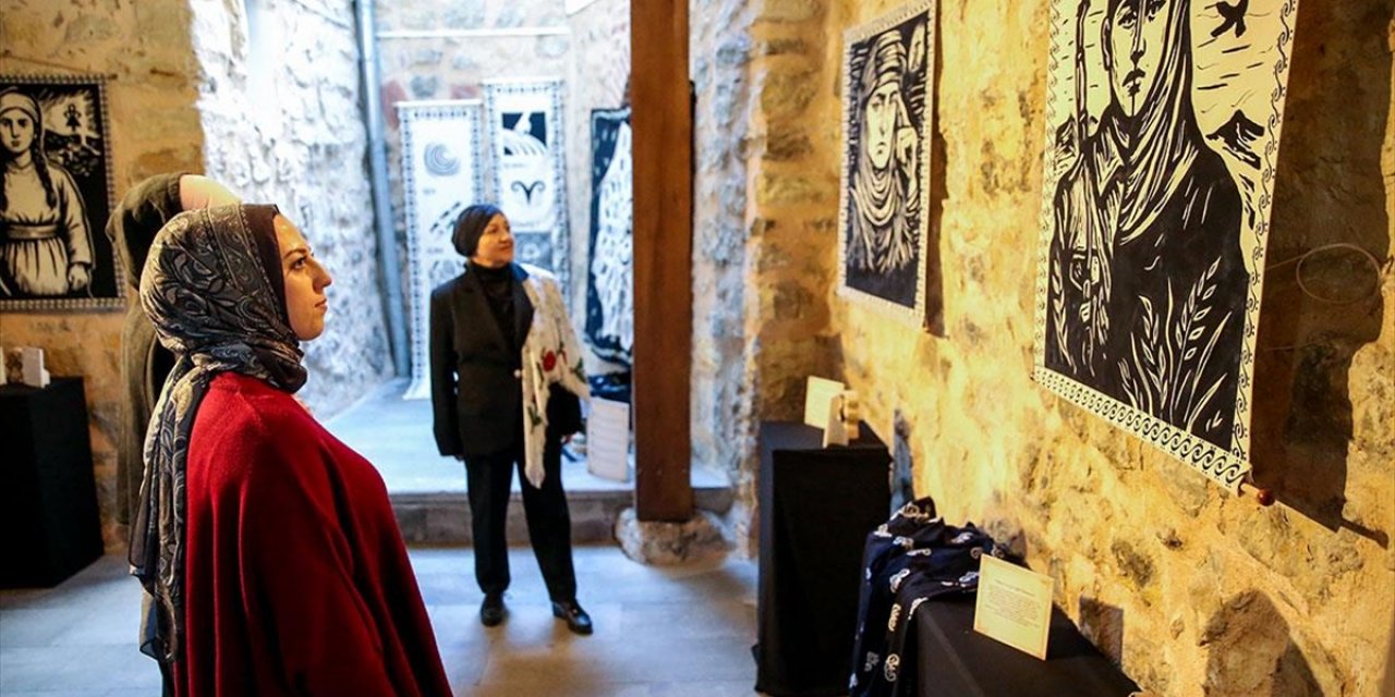 Kastamonulu Kadınlar Kurtuluş Savaşı'nın Kadın Kahramanlarını Taş Baskıyla Resmetti