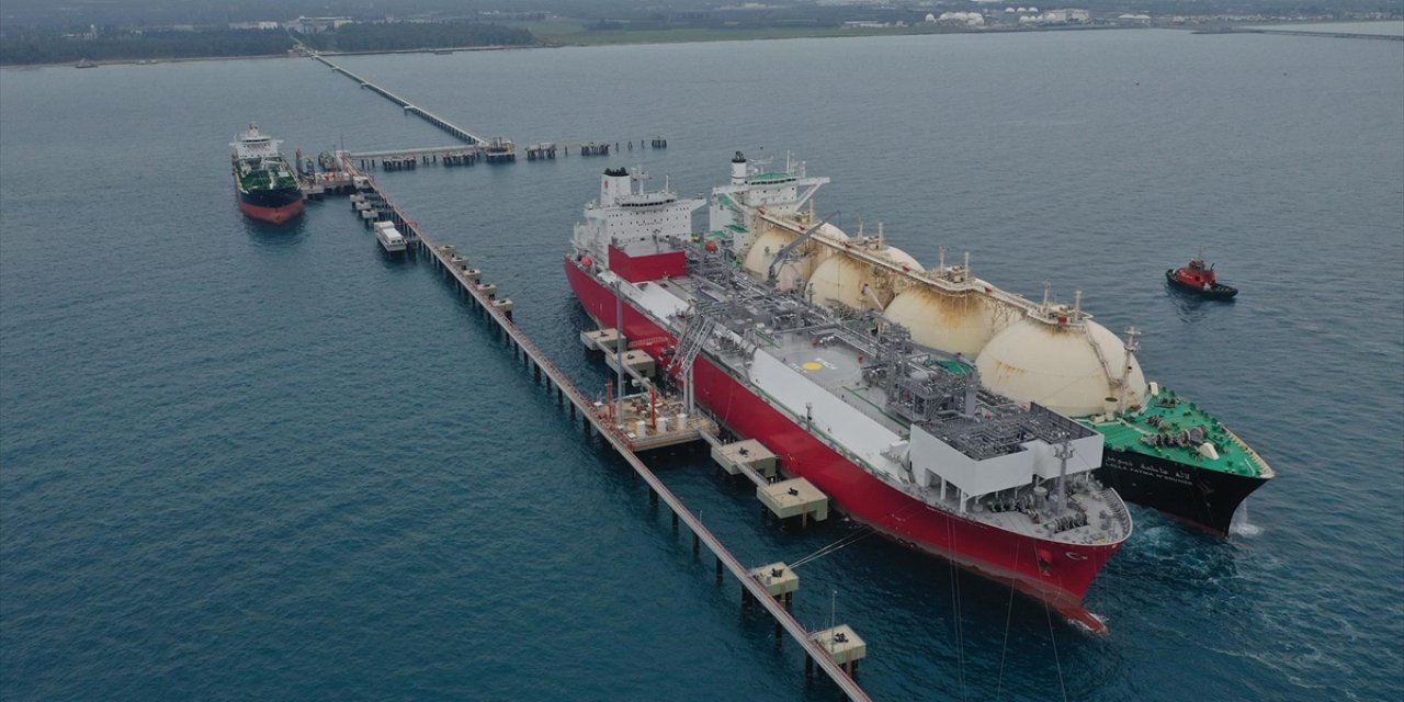 Bakan Bayraktar, Ertuğrul Gazi Fsru'nun Gaz İletim Sistemine 9,3 Milyar Metreküp Katkı Sağladığını Bildirdi